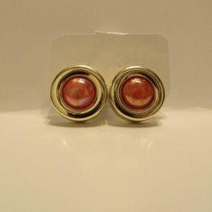 Vintage Gold Tone Chunky Clip On Earrings